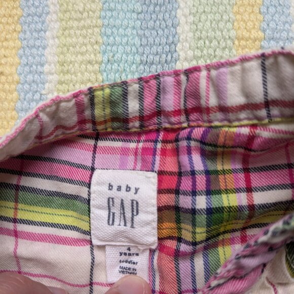 ⭐ GAP Plaid button down shirt 4T - Picture 3 of 4